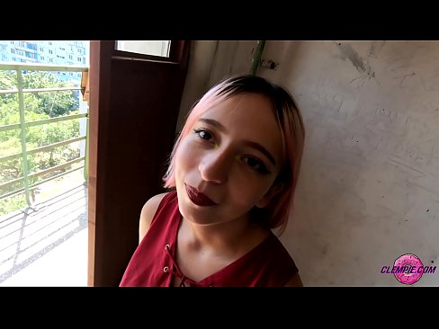 ❤️ Studint Sensual sûget in frjemdling yn 'e bûtenwrâld - Cum op syn gesicht Porno op fy.space-assistant.ru ️❤